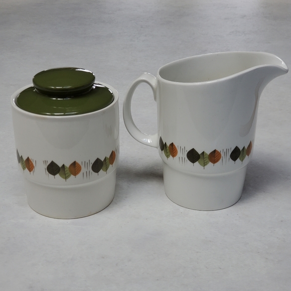 Vintage Retro 60s 70s Johnson Bros Cream and Sugar Set Green Gold Autumn Leaves - Picture 3 of 9